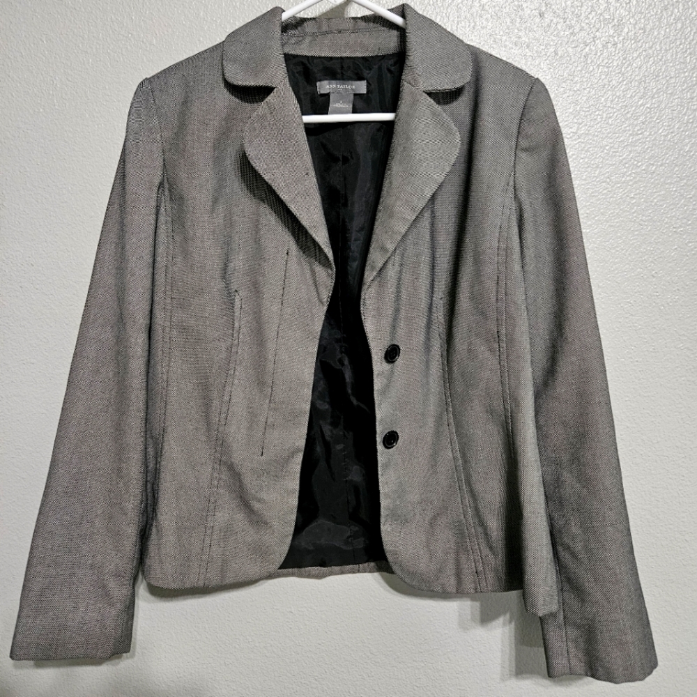 Ann Taylor Grey Blazer- great shape